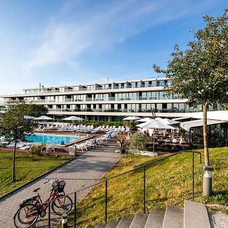 Novi Resort VBY Екстериор снимка
