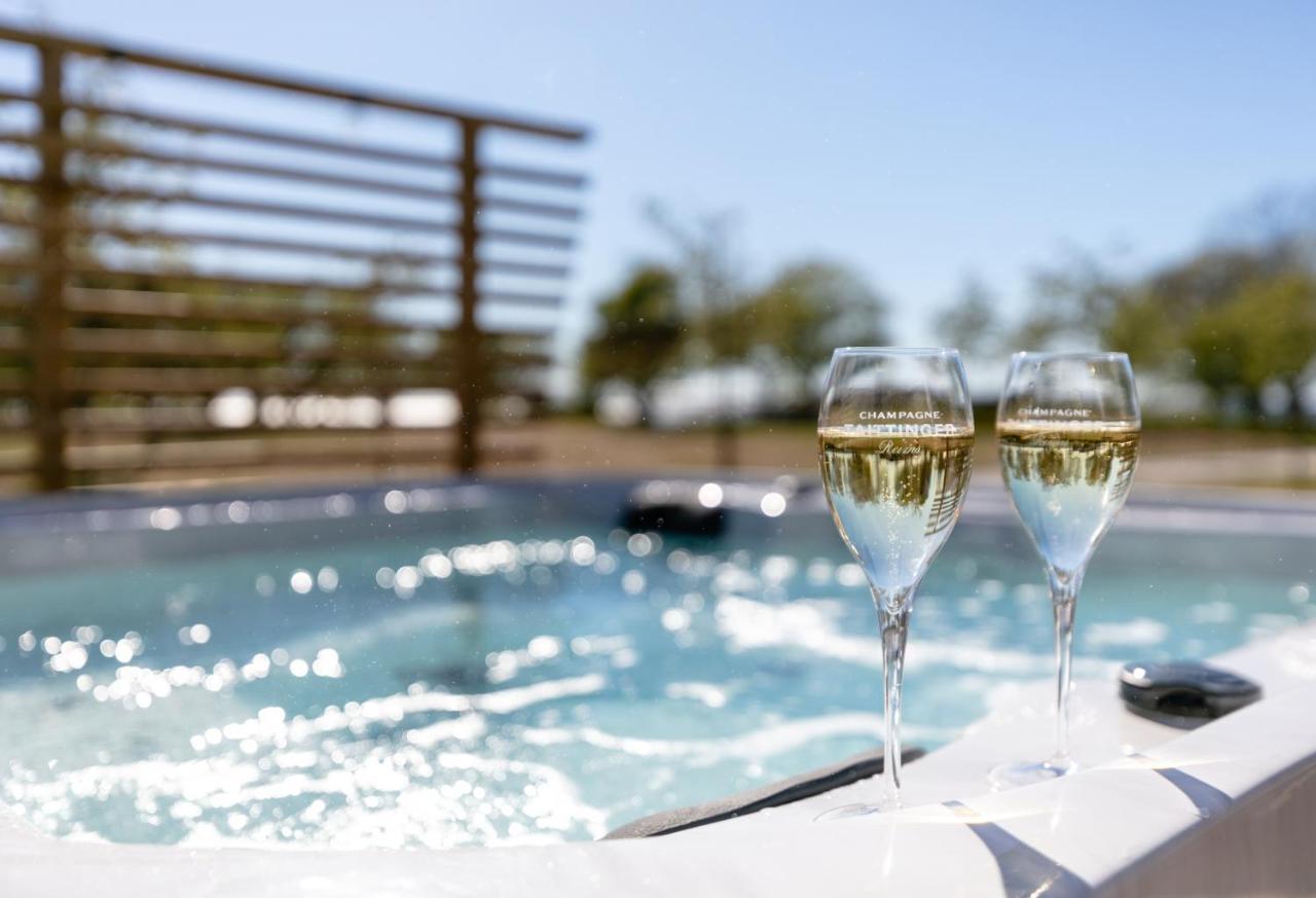 Novi Resort VBY Екстериор снимка